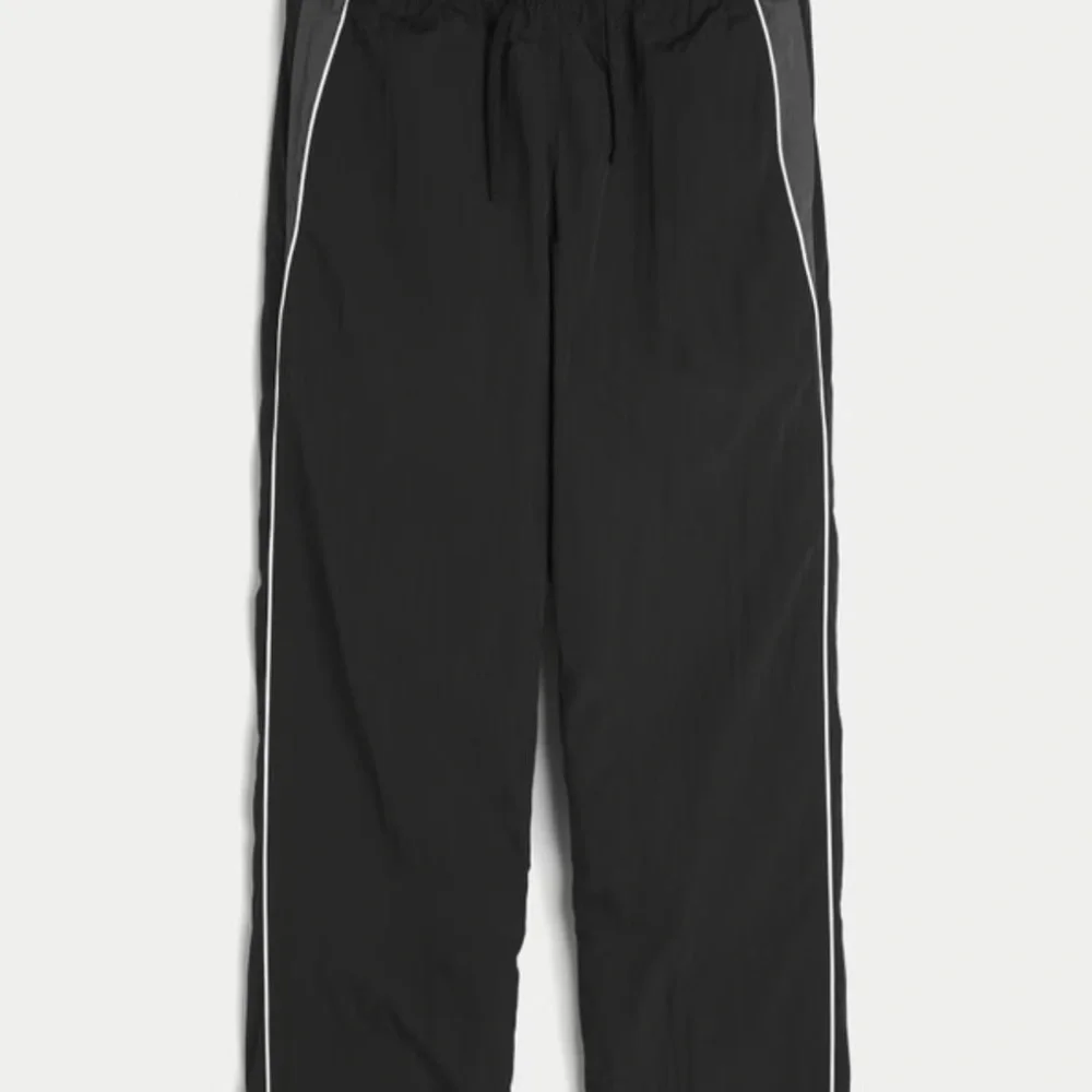 Hollister GRAY baggy track Joggers with White Accent size men’s medium - Picture 4 of 6